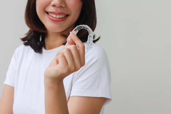 Adult Teeth Straightening: Is Invisalign® Right For You?